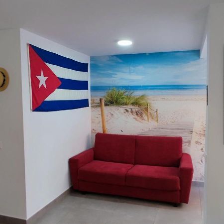 El Rinconcito Cubano En La Playa Apartamento Almería Exterior foto