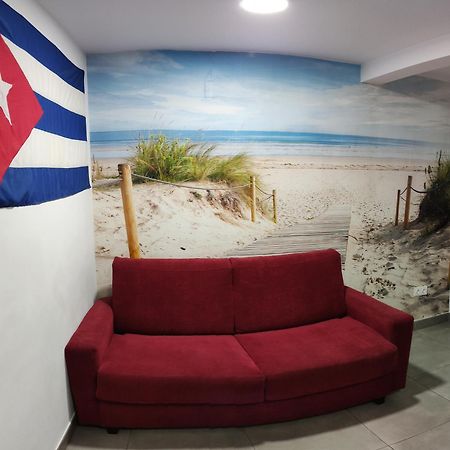 El Rinconcito Cubano En La Playa Apartamento Almería Exterior foto